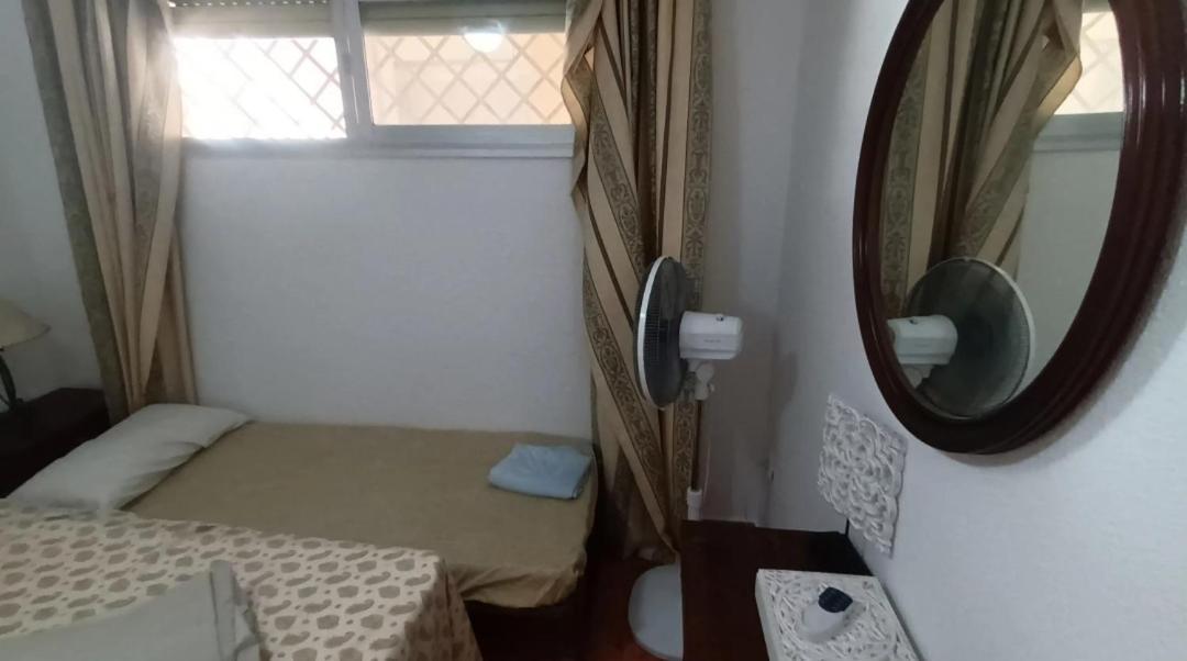 Apartamento Acapulco Luxe Piso 3 En 1A Linea Playa Poniente Benidorm Top Vistas Al Mar Espectaculares Y De Luxe Con Acceso A Piscina Y Garaje Privado Esterno foto